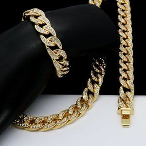 Elegant Gold-Tone Chain and Bracelet Set